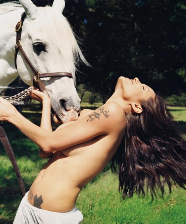 Topless Angelina Jolie