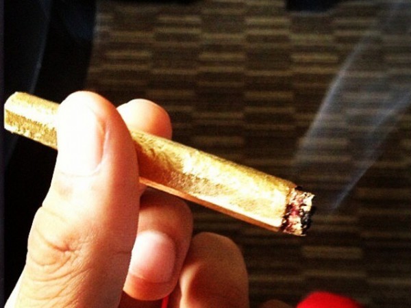 Shine 24K gold edible rolling papers1