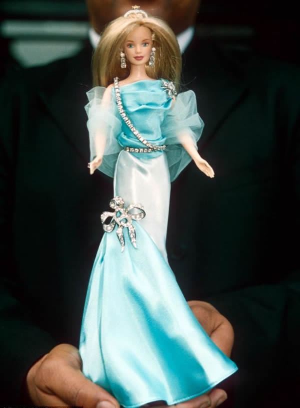 Dolly Barbie