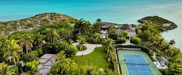 На островах Теркс и Кайкос карибского региона в 15 минут от аэропорта Провиденсиалес выставлено на продажу поместье принадлежащее Джеффри Бернсу, основателю и генеральному директору компании Blockchains. Цена помесью с виллой, [&hellip;]