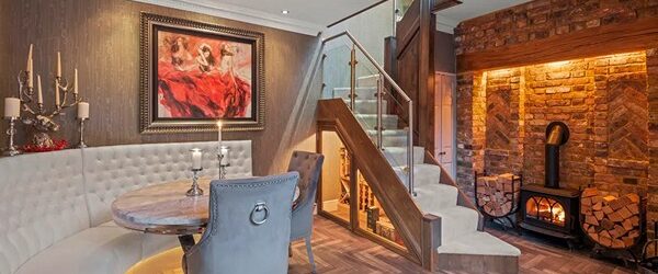 Если вы не имеете близкие связи английской королевской семьей, то скорей всего никогда не сможете провести ночь в Виндзорском замке. Но сейчас есть уникальная возможность купить дом по соседству.