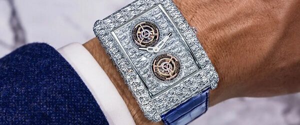 Американский ювелирный дом Jacob & Co. представил новое поколение часов для миллиардеров Jacob & Co. Billionaire, дебютировавших 11 лет назад. Главной их особенность стало использования бриллиантов с новой запатентованной огранкой [&hellip;]