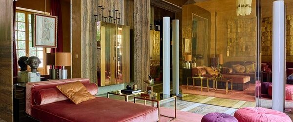 В мае 2026 года с аукциона «Concierge Auctions» будет продана квартира в Мадриде расположенной в престижном районе Чамбери. Резиденция называется «Myttas Uno», её описывают как коллекционное произведение искусства.