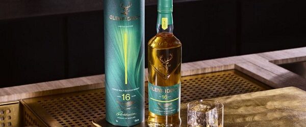 В 2025 году Glenfiddich и команда «Формулы-1» Aston Martin представили первый результат своего сотрудничества — 16-летний односолодовый виски. Этот напиток поочередно выдерживали в трех типах бочках: американского дуба из-под вина, [&hellip;]