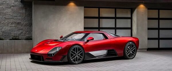 Британский производитель суперкаров McLaren представили McLaren McL 6GT — первый автомобиль компании с механической коробкой передач после легендарного McLaren F1. Это событие заслуживает особое внимания, так как прототип предвещает появление [&hellip;]